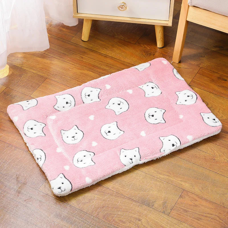 Flannel Pet Mat – Thick Sleeping Blanket for Dogs & Cats