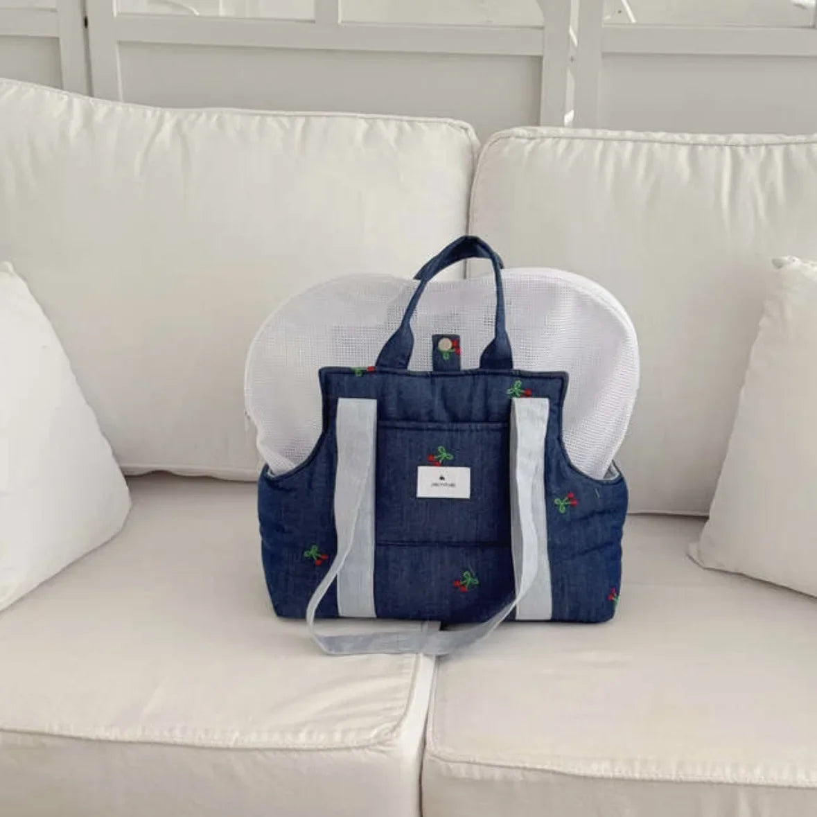 Large Capacity Pet Carrier Bag – Breathable Dog & Cat Shoulder Backpack