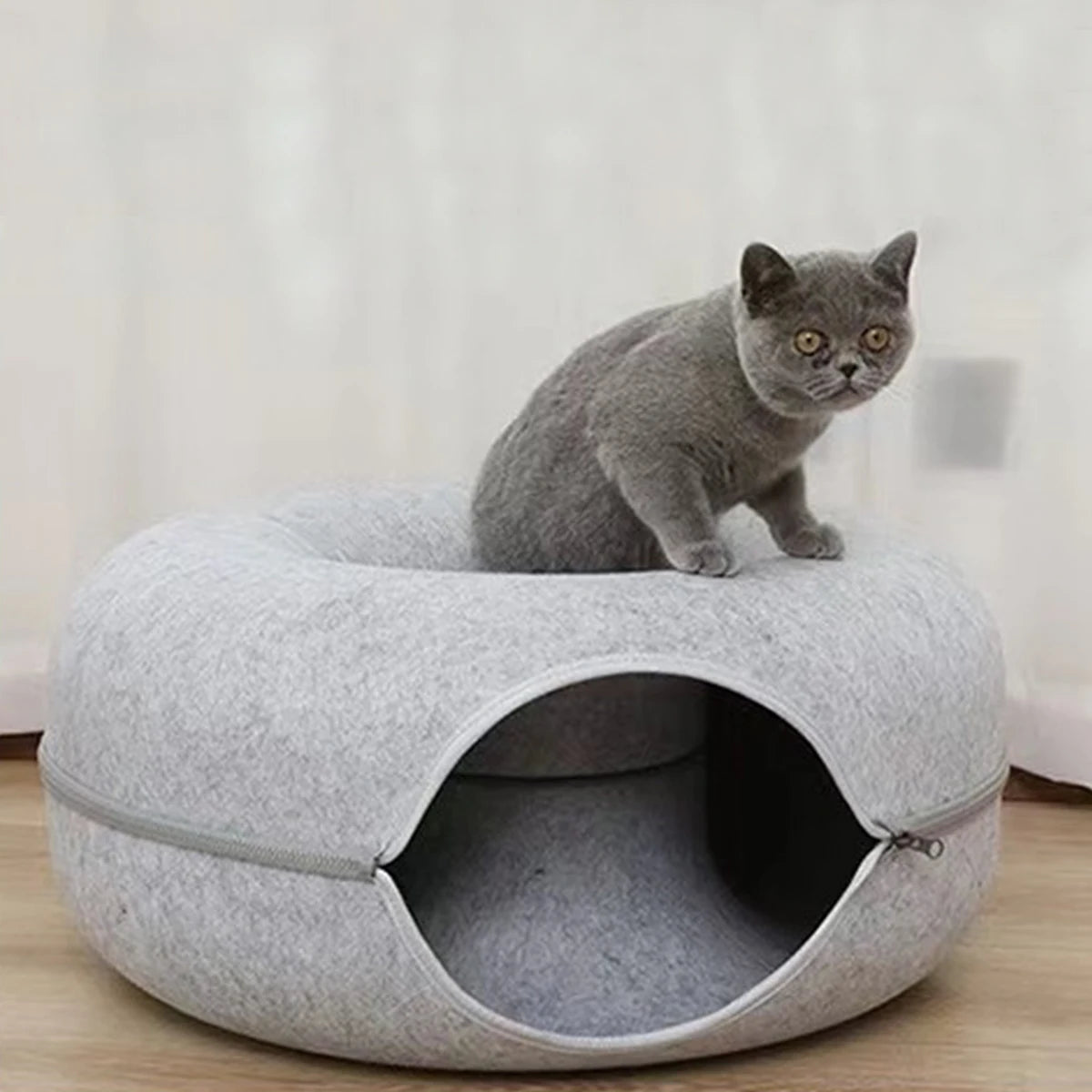 Felt Donut Cat & Dog Bed – 2-in-1 Hideaway Tunnel