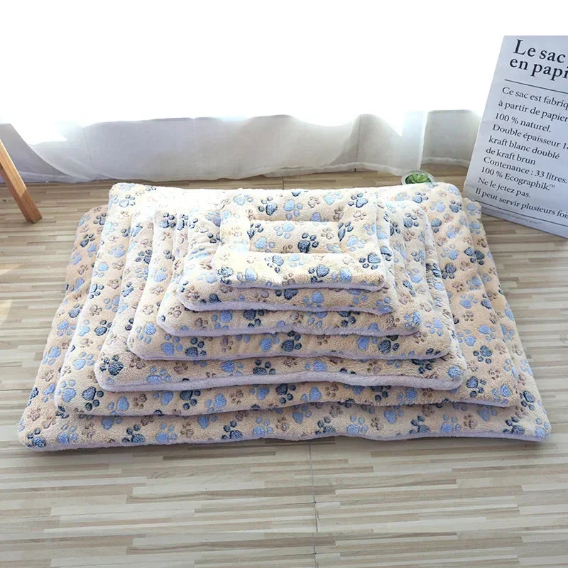 Flannel Pet Mat – Thick Sleeping Blanket for Dogs & Cats